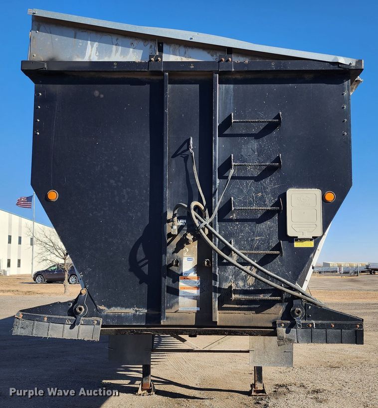 image for item IL9074 2012 Aulick Aultimate 4670542  live bottom trailer