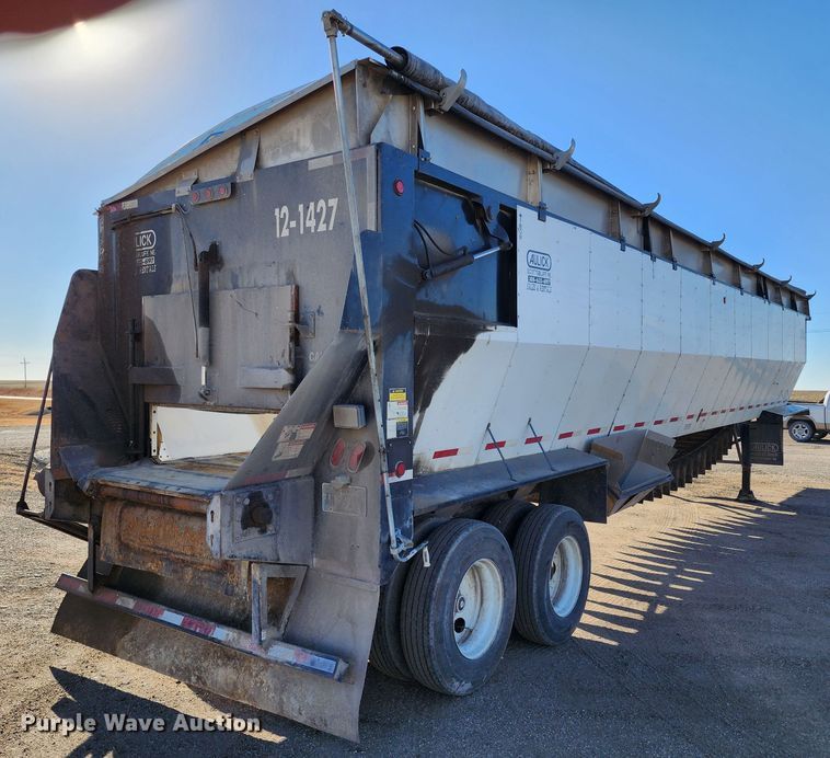 image for item IL9074 2012 Aulick Aultimate 4670542  live bottom trailer