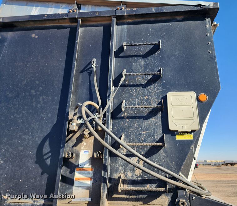 image for item IL9074 2012 Aulick Aultimate 4670542  live bottom trailer