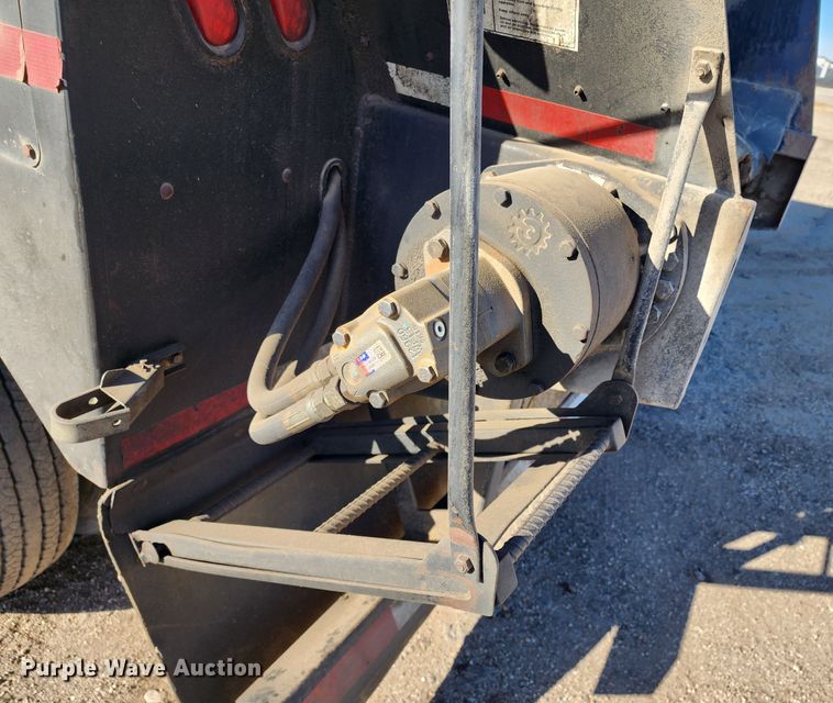 image for item IL9074 2012 Aulick Aultimate 4670542  live bottom trailer