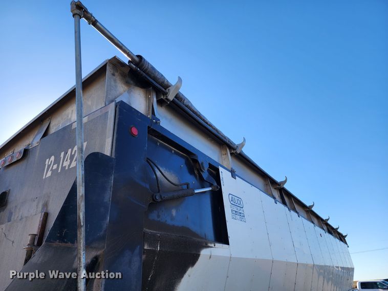 image for item IL9074 2012 Aulick Aultimate 4670542  live bottom trailer