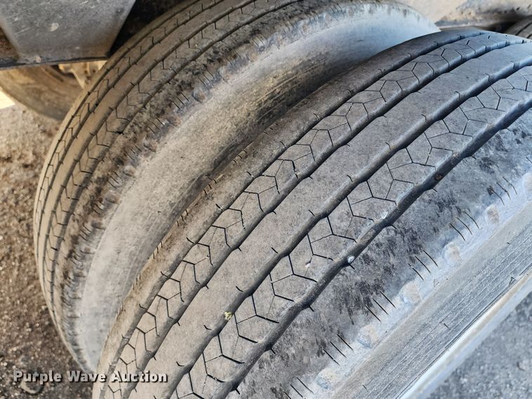 image for item IL9074 2012 Aulick Aultimate 4670542  live bottom trailer