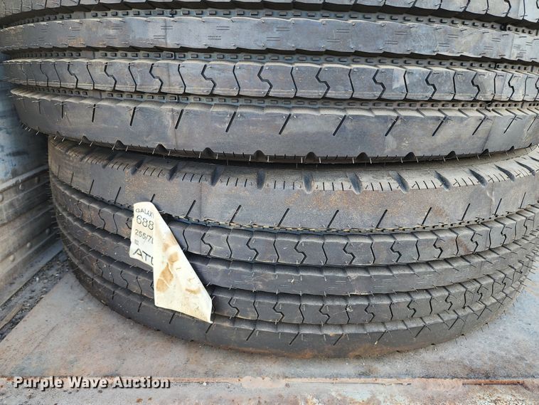 (8) Galaxy 255/70R22.5 tires in Logan, KS Item IL9076 sold Purple Wave