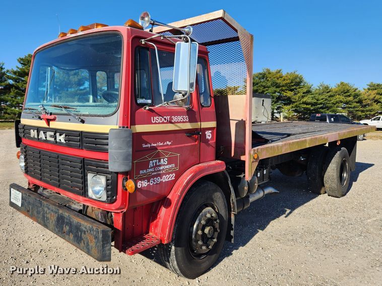 image for item JB9716 1988 Mack MS300P  dump flatbed truck
