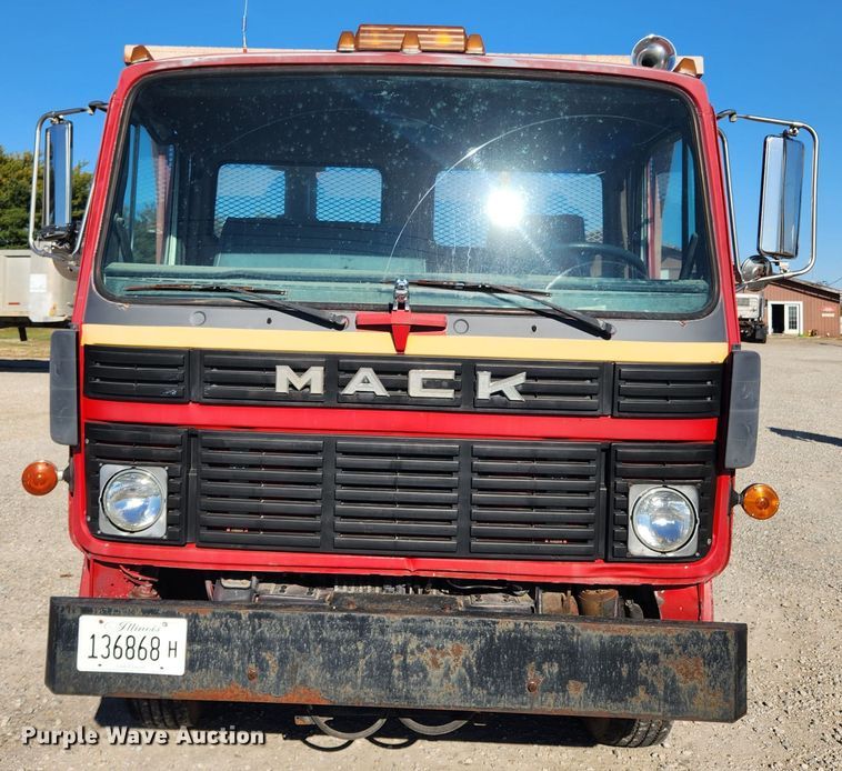 image for item JB9716 1988 Mack MS300P  dump flatbed truck