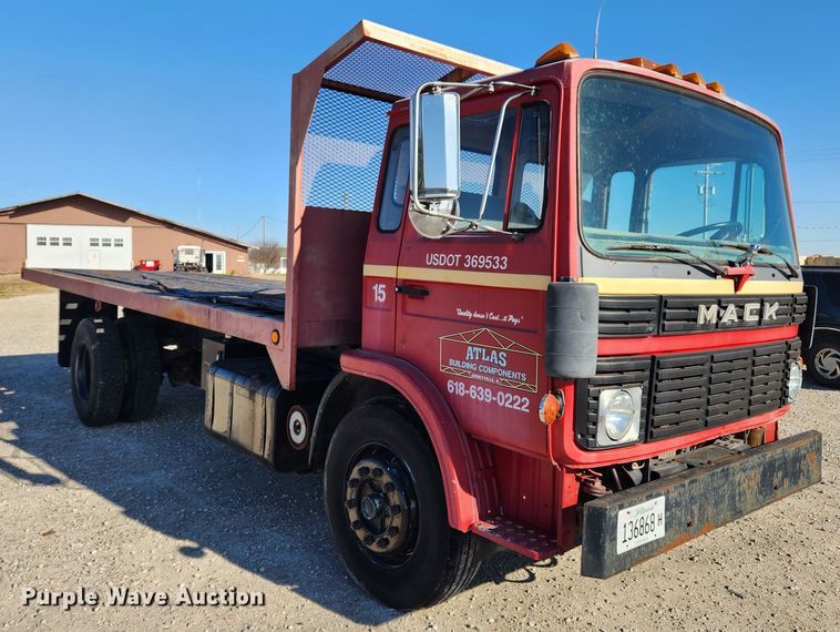 image for item JB9716 1988 Mack MS300P  dump flatbed truck
