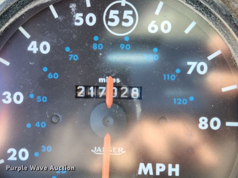 image for item JB9716 1988 Mack MS300P  dump flatbed truck