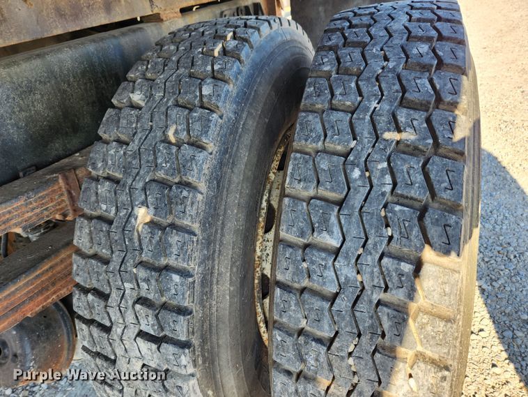 image for item JB9716 1988 Mack MS300P  dump flatbed truck