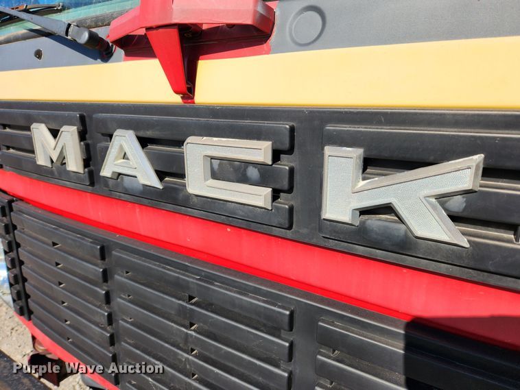 image for item JB9716 1988 Mack MS300P  dump flatbed truck