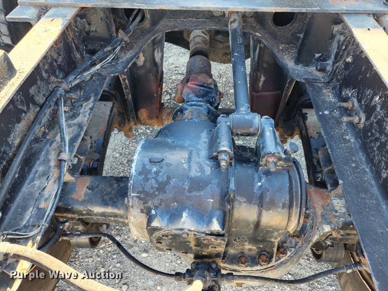 image for item JB9717 1994 Mack CH613  semi truck