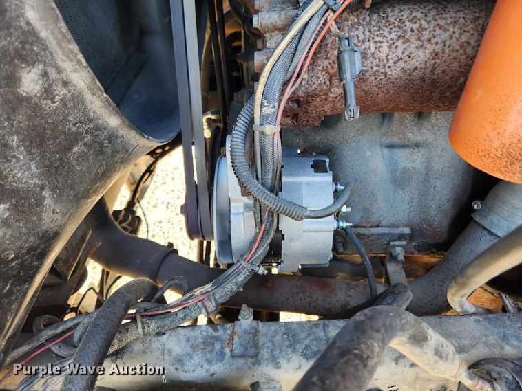 image for item JB9717 1994 Mack CH613  semi truck