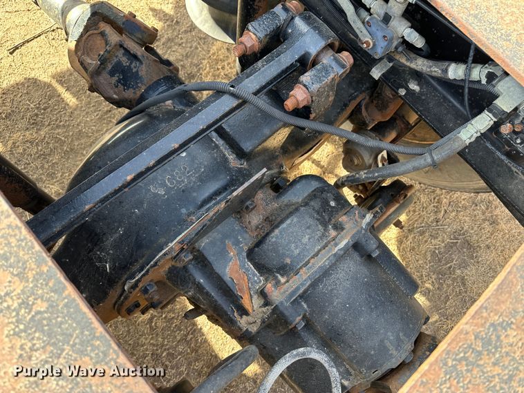 image for item JD9668 2001 Mack CX613  semi truck