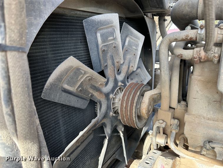 image for item JD9671 1989 Ford LTL9000  truck cab and chassis