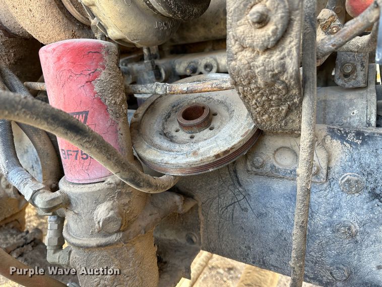 image for item JD9671 1989 Ford LTL9000  truck cab and chassis