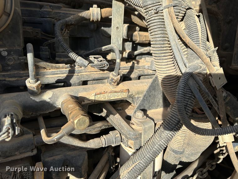 image for item JD9681 2005 Kenworth T300  truck cab and chassis