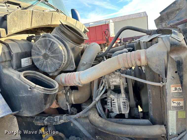 image for item JD9681 2005 Kenworth T300  truck cab and chassis