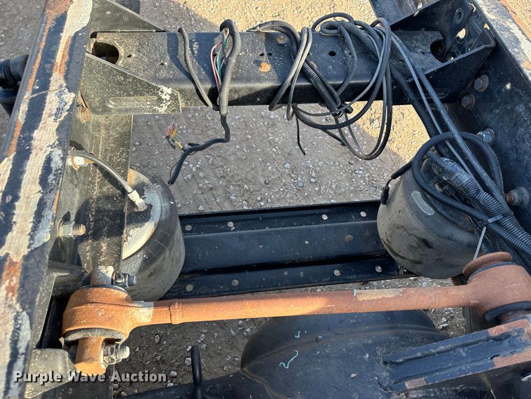 image for item JD9681 2005 Kenworth T300  truck cab and chassis