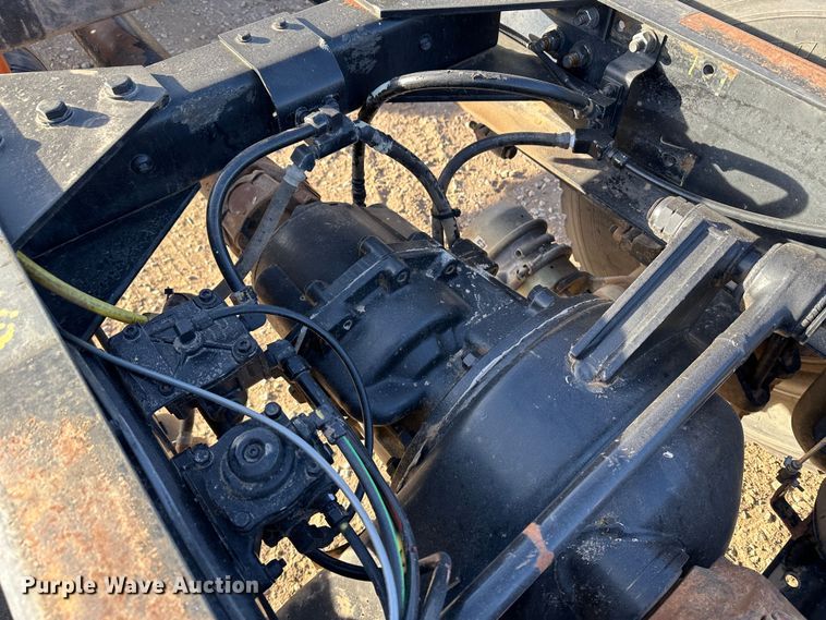 image for item JD9681 2005 Kenworth T300  truck cab and chassis