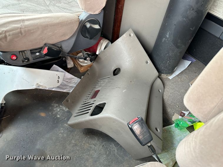 image for item JD9714 2009 Freightliner Cascadia  semi truck