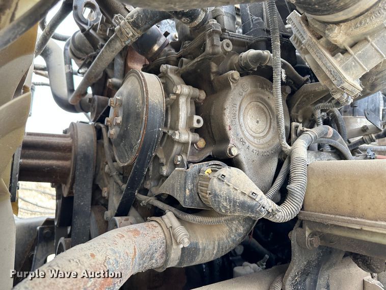 image for item JD9714 2009 Freightliner Cascadia  semi truck