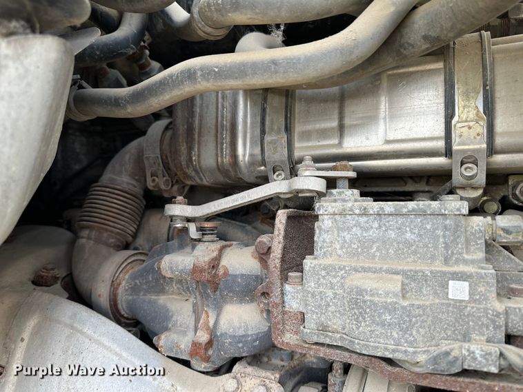 image for item JD9714 2009 Freightliner Cascadia  semi truck