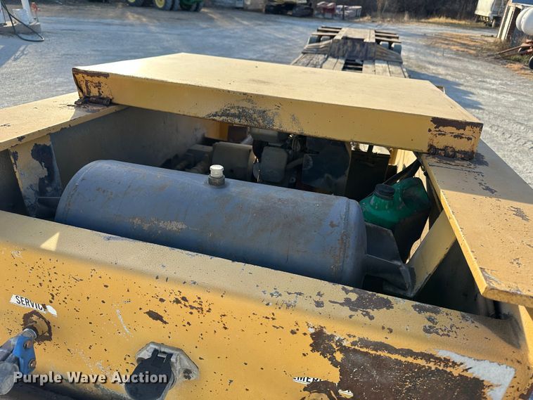 image for item JD9723 2001 Witzco RG-50  lowboy equipment trailer