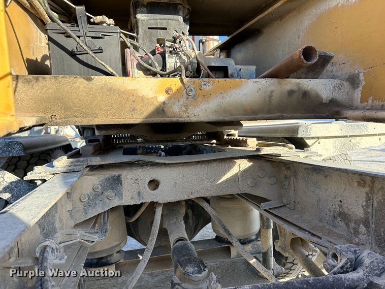 image for item JD9723 2001 Witzco RG-50  lowboy equipment trailer