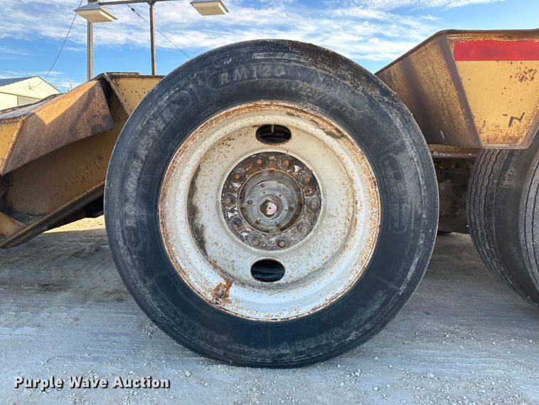 image for item JD9723 2001 Witzco RG-50  lowboy equipment trailer