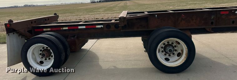 image for item JD9736 2001 Pratt GN2040LS9A  container trailer