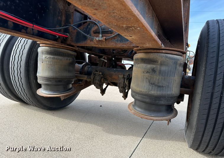 image for item JD9736 2001 Pratt GN2040LS9A  container trailer