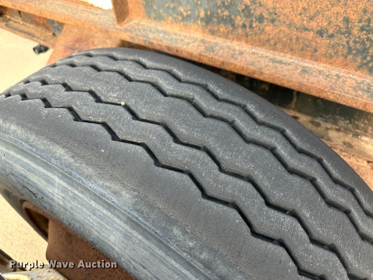 image for item JD9736 2001 Pratt GN2040LS9A  container trailer