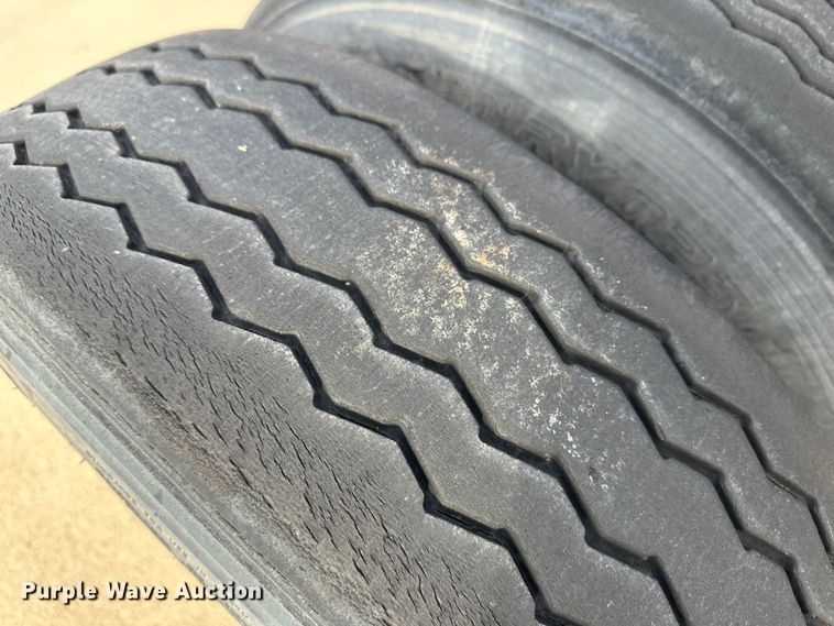 image for item JD9736 2001 Pratt GN2040LS9A  container trailer