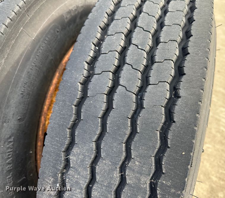 image for item JD9736 2001 Pratt GN2040LS9A  container trailer