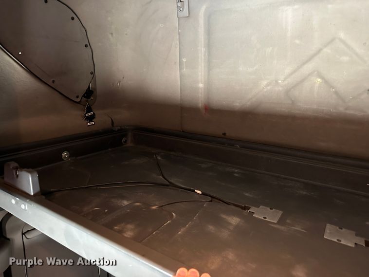 image for item JD9738 2016 Freightliner Cascadia  semi truck