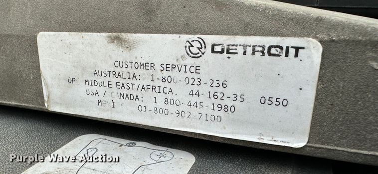 image for item JD9738 2016 Freightliner Cascadia  semi truck