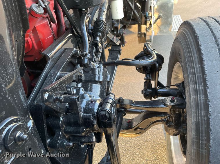 image for item JL9743 2009 Peterbilt 389  semi truck