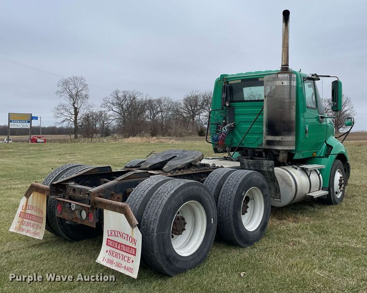 image for item JL9749 2009 International ProStar Premium  semi truck