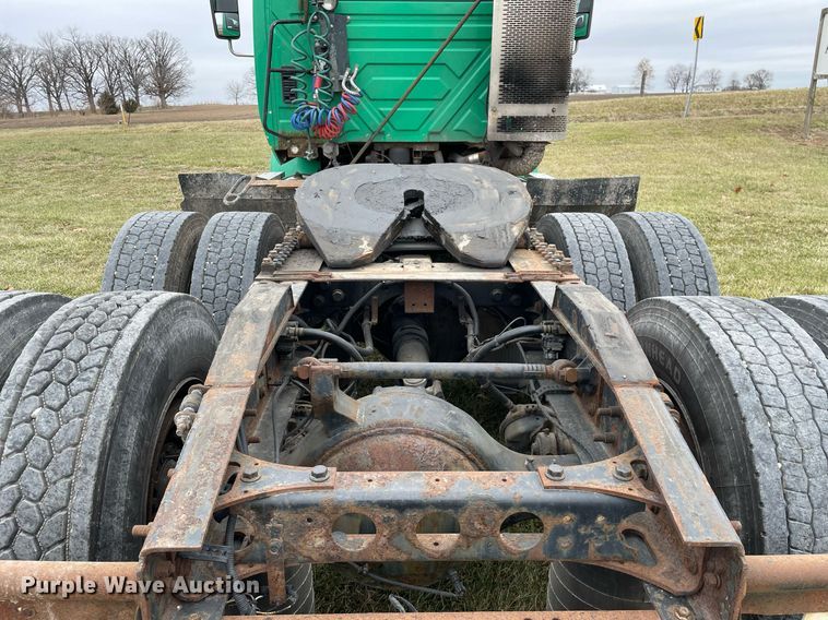 image for item JL9749 2009 International ProStar Premium  semi truck