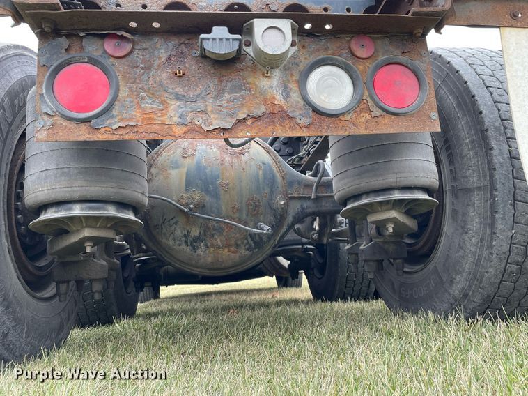 image for item JL9749 2009 International ProStar Premium  semi truck