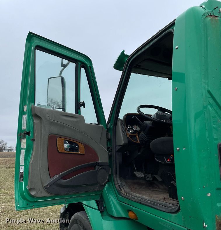 image for item JL9749 2009 International ProStar Premium  semi truck