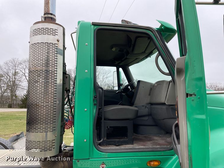 image for item JL9749 2009 International ProStar Premium  semi truck