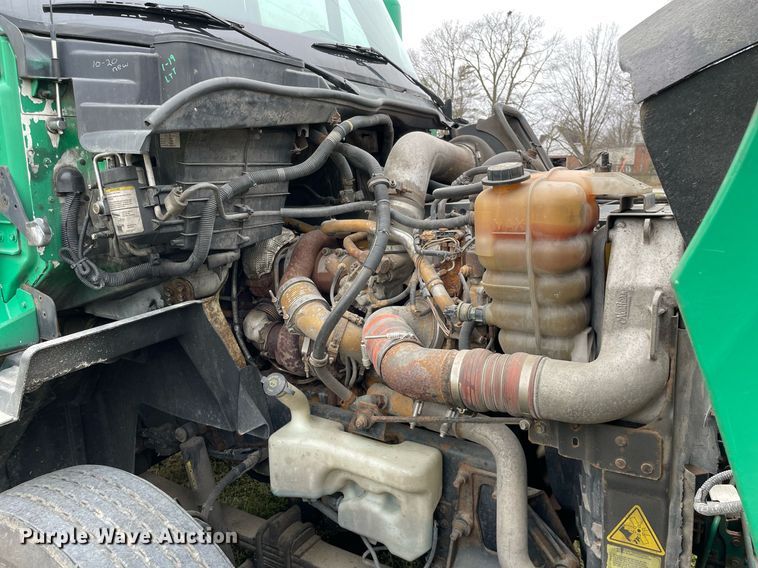 image for item JL9749 2009 International ProStar Premium  semi truck