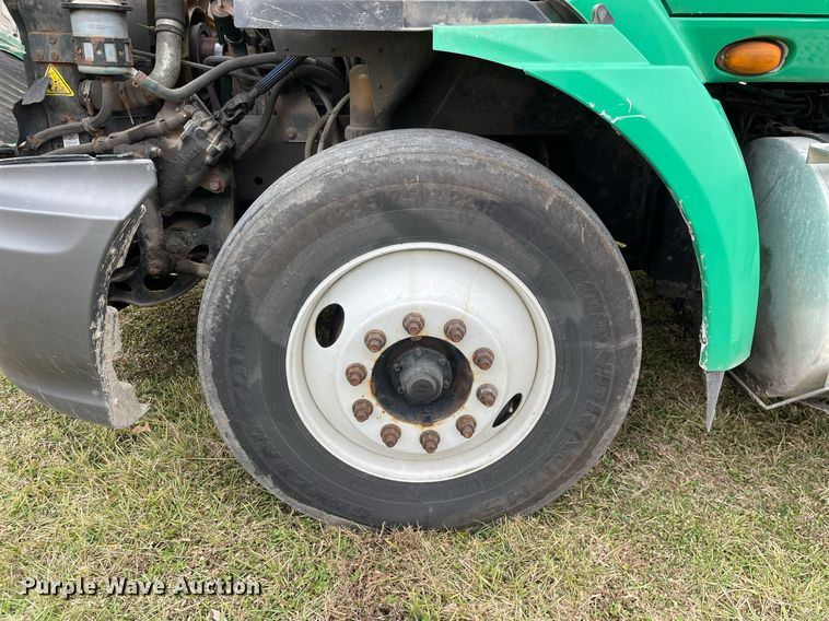 image for item JL9749 2009 International ProStar Premium  semi truck