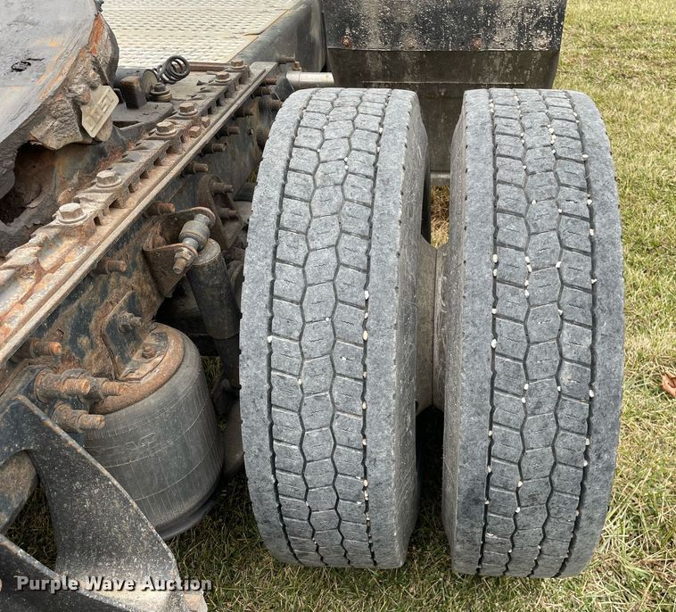 image for item JL9749 2009 International ProStar Premium  semi truck