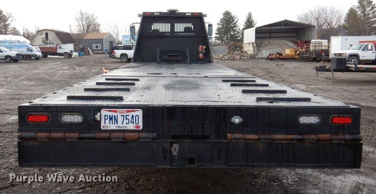 image for item JL9760 2007 Freightliner M2  flatbed truck