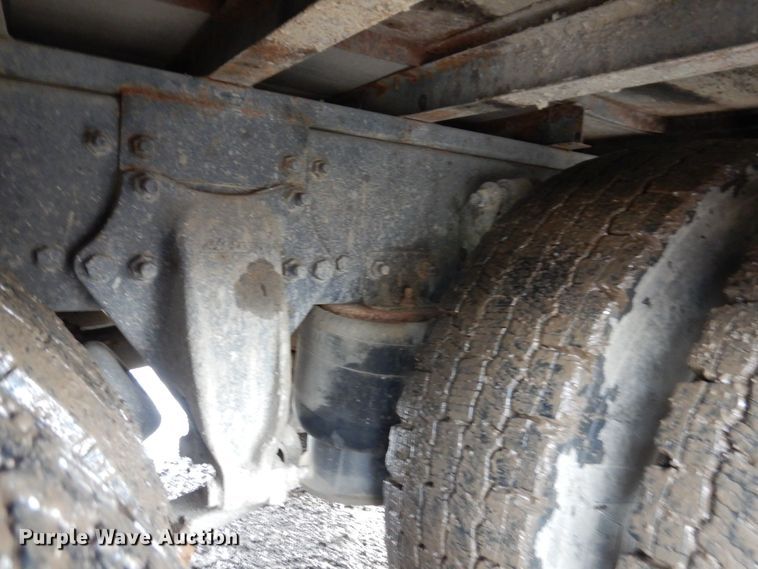 image for item JL9760 2007 Freightliner M2  flatbed truck