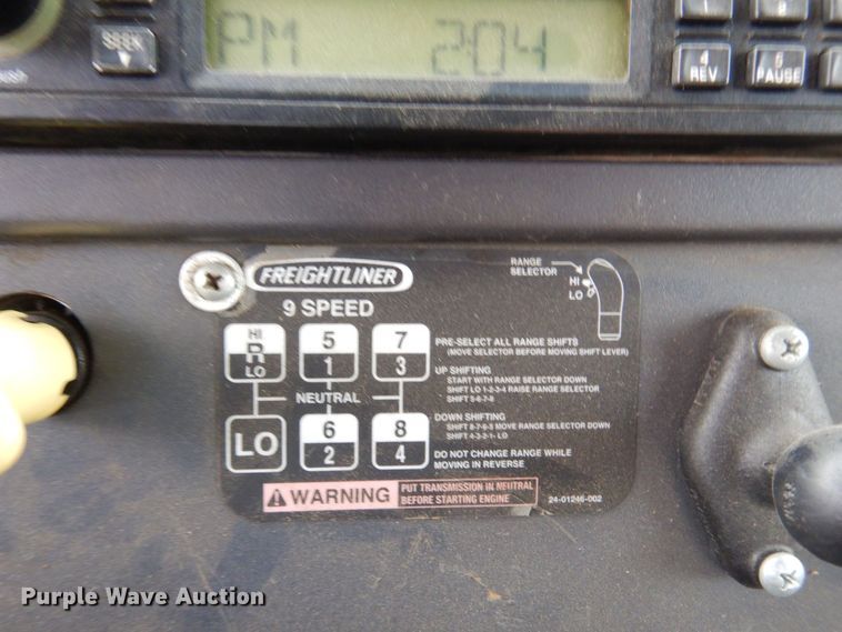 image for item JL9760 2007 Freightliner M2  flatbed truck