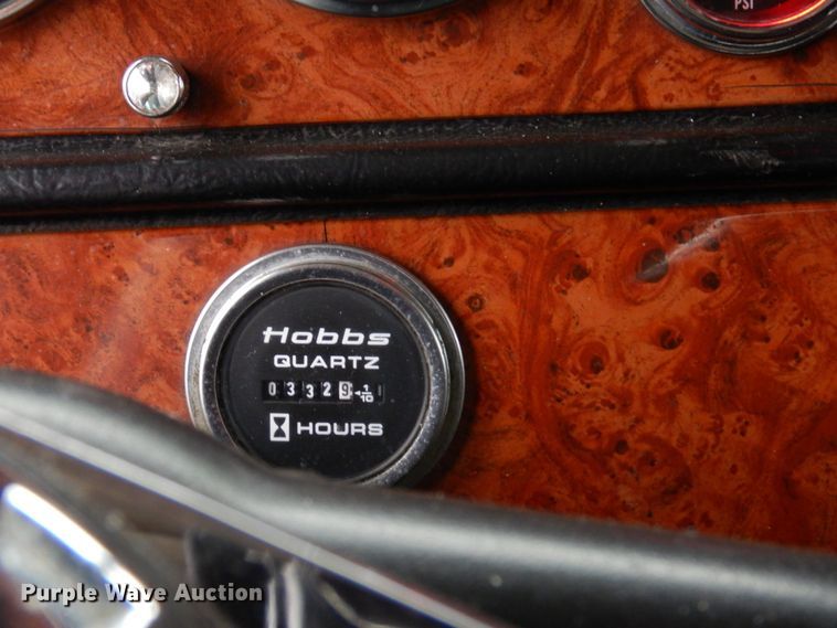 image for item JL9775 2003 Peterbilt 379  semi truck