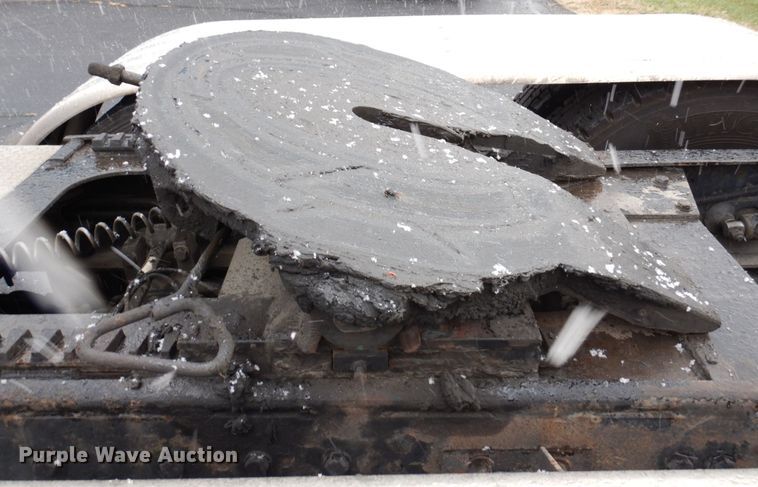 image for item JL9776 2008 Peterbilt 388  semi truck