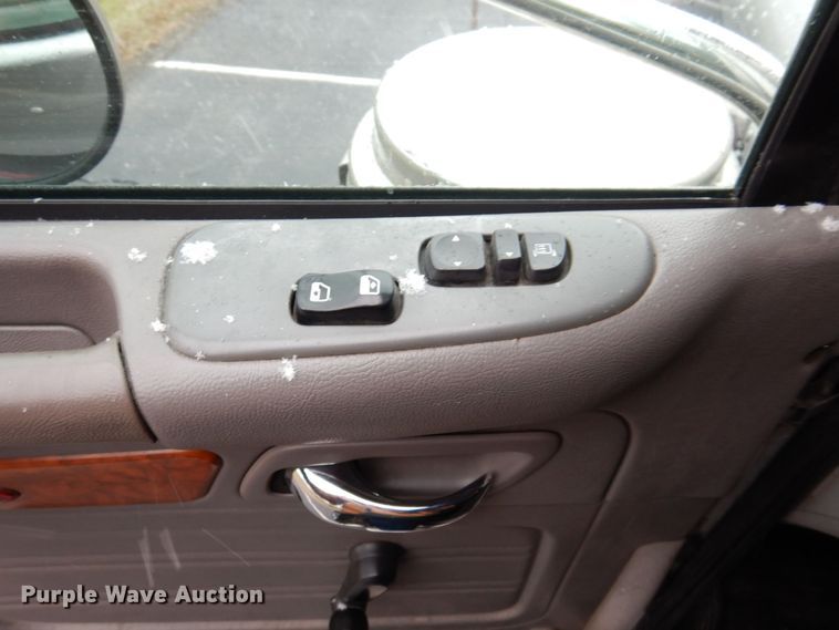 image for item JL9776 2008 Peterbilt 388  semi truck